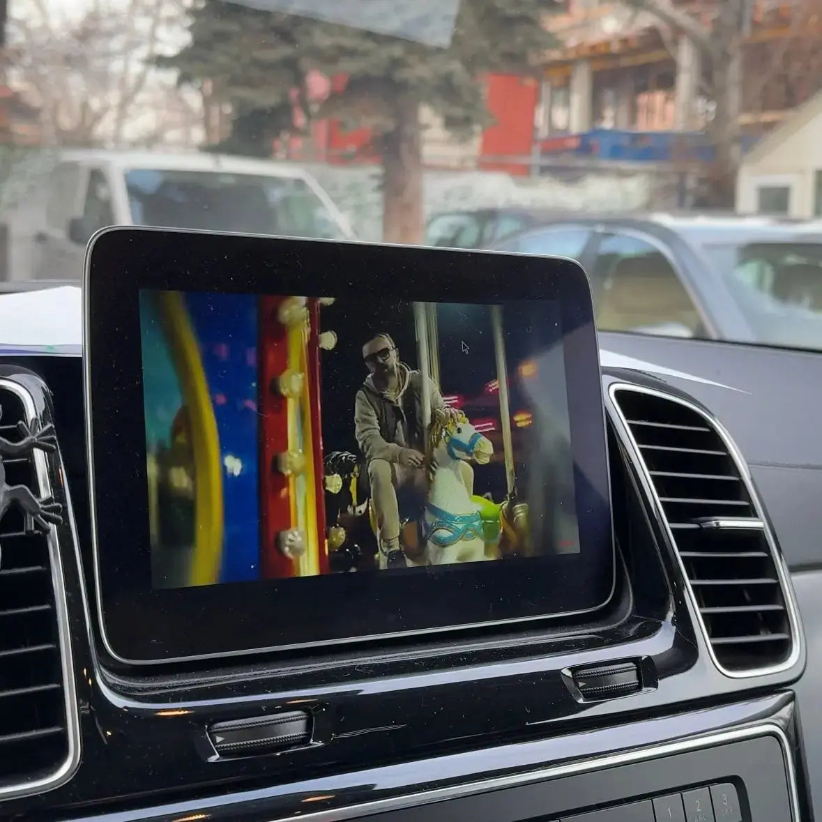 Филми, Телевизия и YouTube в Колата, 5в1 CarPlay и Android Auto Адаптер PERGLOT Bulgaria