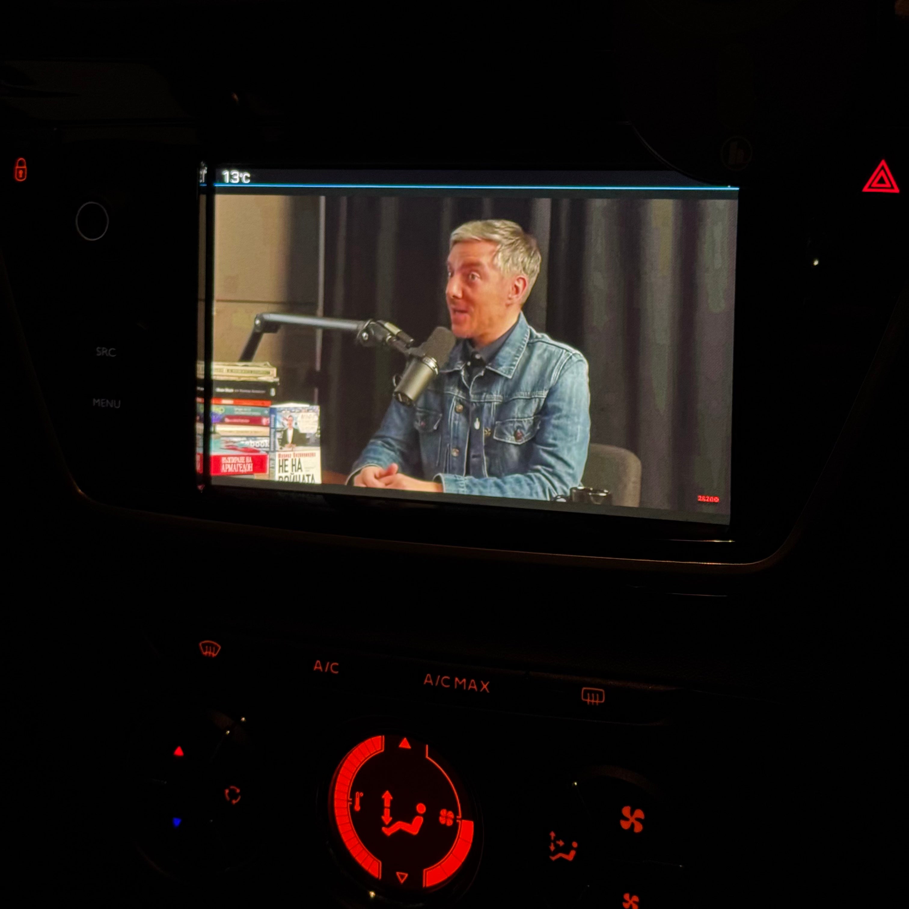 Film, TV e YouTube in auto, Adattatore Auto CarPlay e Android 5C1