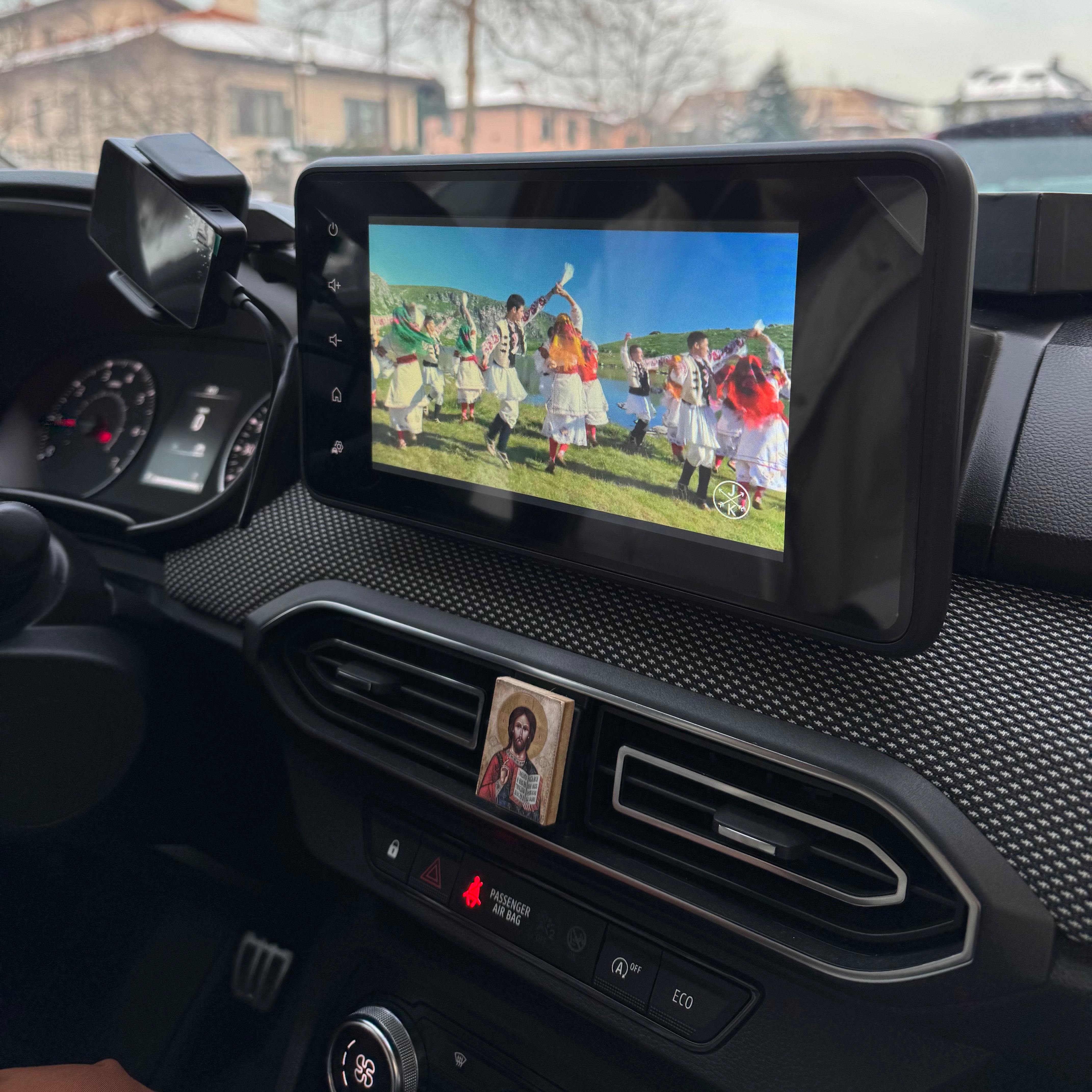 Film, TV e YouTube in auto, Adattatore Auto CarPlay e Android 5C1